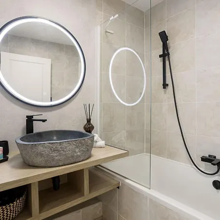 דירה Solea - Vieux Port, Terrasse, Plages & Palais *