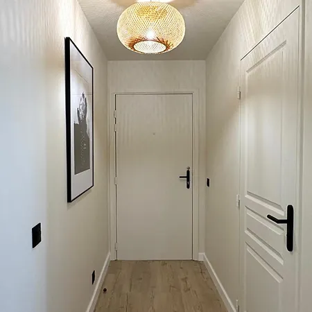 Solea - Vieux Port, Terrasse, Plages & Palais דירה